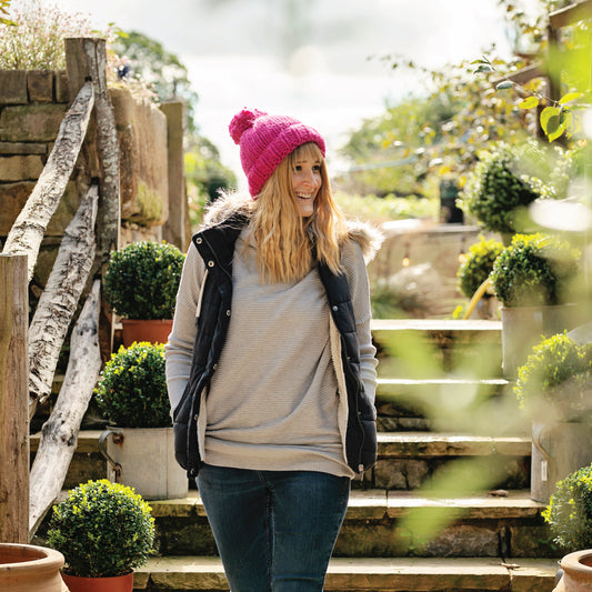 Chunky Knit Merino Wool Bobble Hat - Raspberry