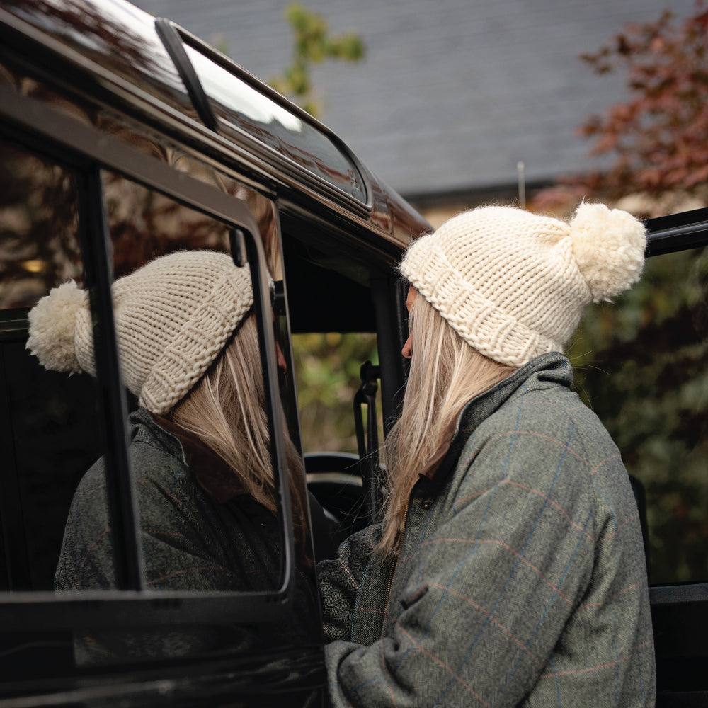 Chunky Knit Merino Wool Bobble Hat - Natural White