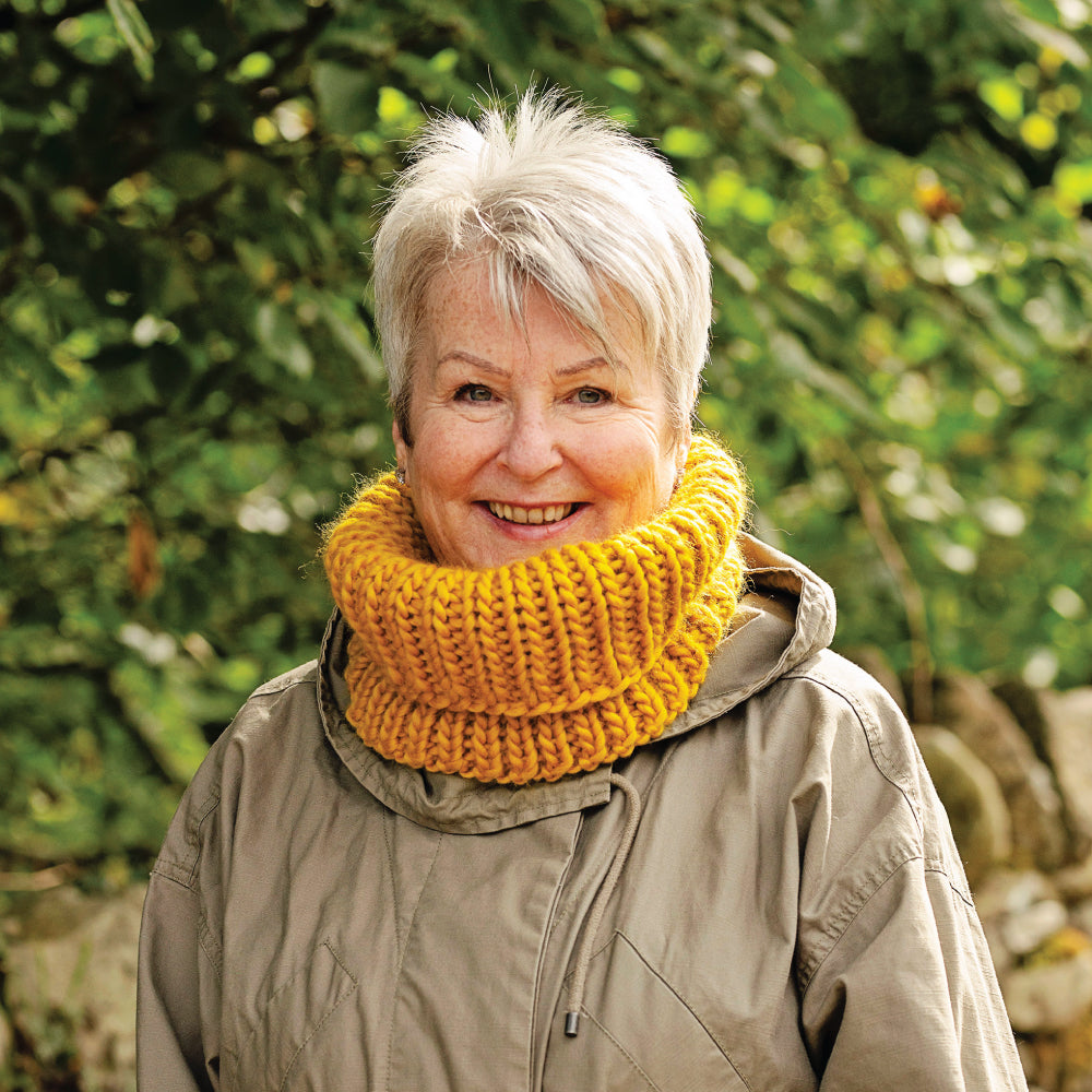 Chunky Knit Merino Wool Snood - Mustard