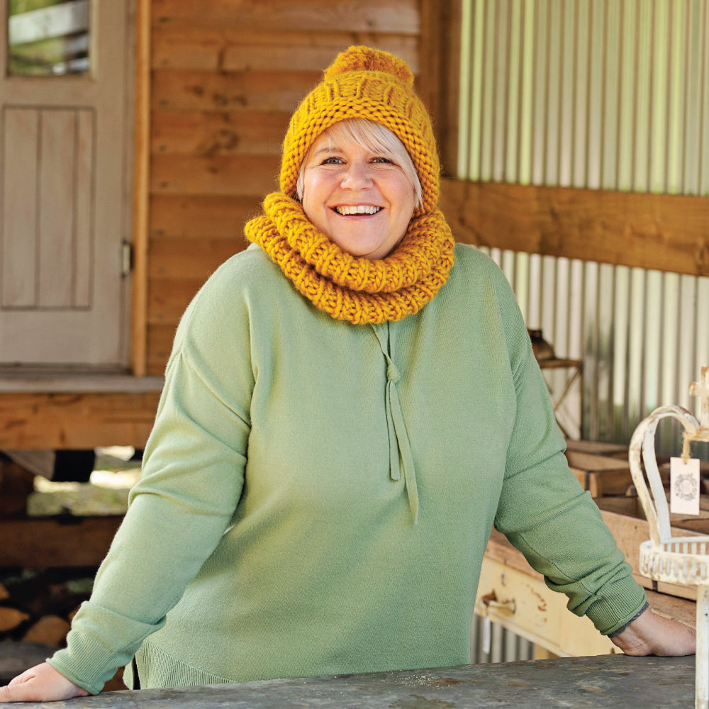 Chunky Knit Merino Wool Snood - Mustard