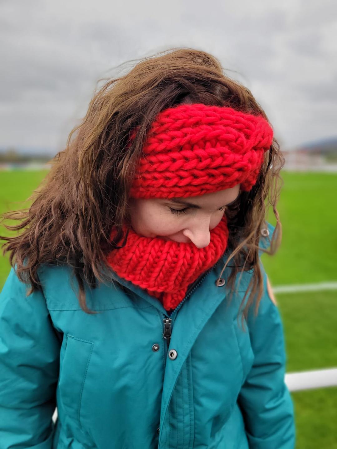 Chunky Knit Merino Wool Headband - Scarlet