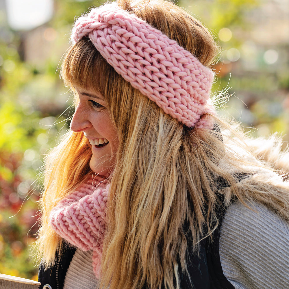 Chunky Knit Merino Wool Snood - Candy Floss