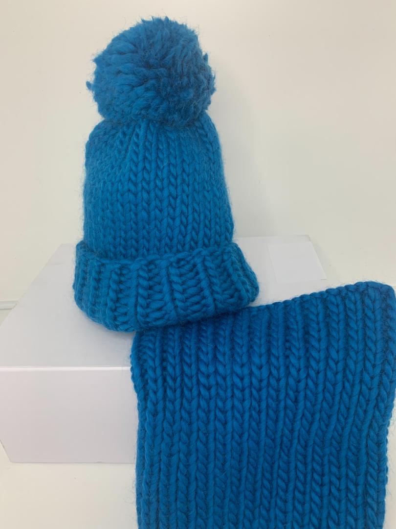 Chunky Knit Merino Wool Bobble Hat - Aquamarine