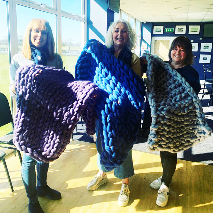 Arm knitting workshop at Longridge cricket club