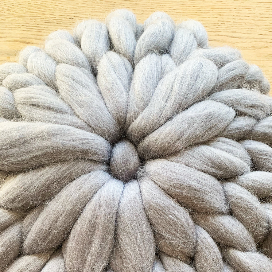 Round chunky knit Cushion - Arm Knitting Workshop 